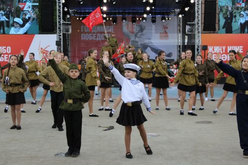 Фоторепортаж с празднования 80-летия Великой Победы в Заинске