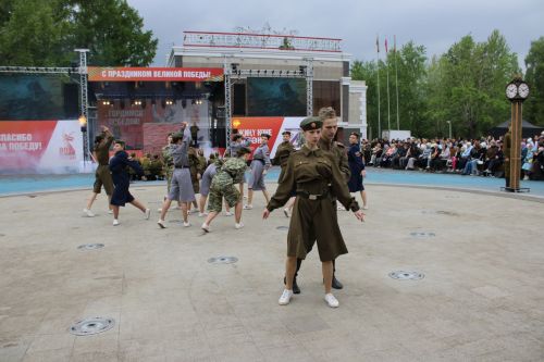 Фоторепортаж с празднования 80-летия Великой Победы в Заинске