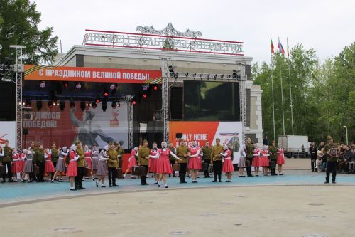 Фоторепортаж с празднования 80-летия Великой Победы в Заинске