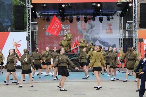 Фоторепортаж с празднования 80-летия Великой Победы в Заинске