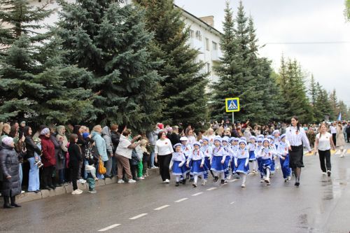 Фоторепортаж с празднования 80-летия Великой Победы в Заинске