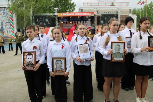 Фоторепортаж с празднования 80-летия Великой Победы в Заинске