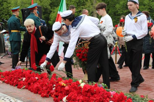 Фоторепортаж с празднования 80-летия Великой Победы в Заинске