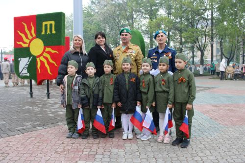 Фоторепортаж с празднования 80-летия Великой Победы в Заинске
