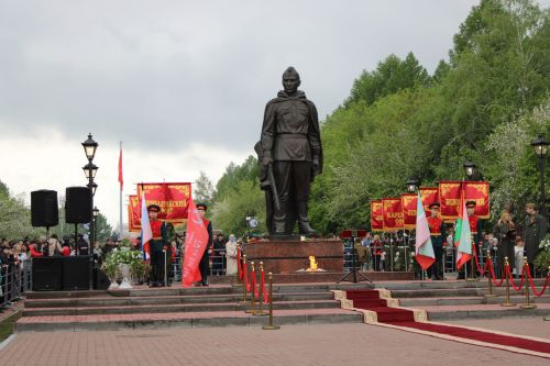 Фоторепортаж с празднования 80-летия Великой Победы в Заинске
