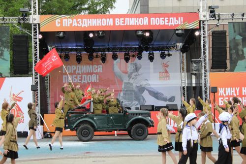 Фоторепортаж с празднования 80-летия Великой Победы в Заинске