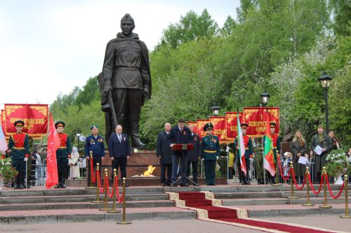 Фоторепортаж с празднования 80-летия Великой Победы в Заинске