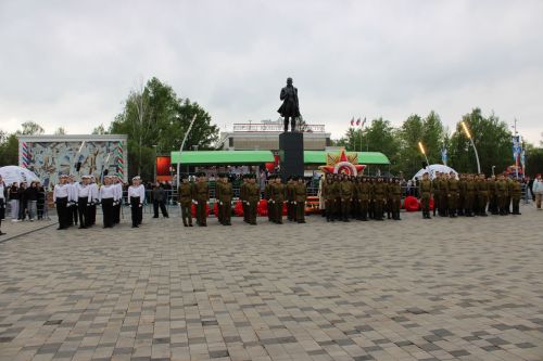 Фоторепортаж с празднования 80-летия Великой Победы в Заинске