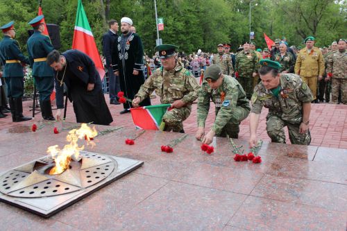Фоторепортаж с празднования 80-летия Великой Победы в Заинске