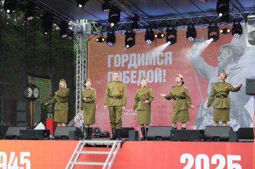Фоторепортаж с празднования 80-летия Великой Победы в Заинске