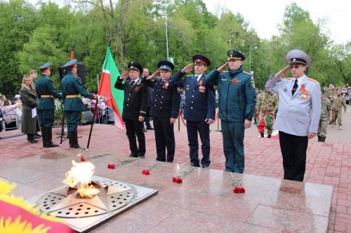 Фоторепортаж с празднования 80-летия Великой Победы в Заинске