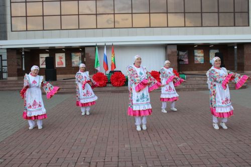 В Заинске отметили День России