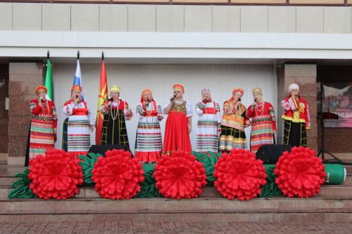 В Заинске отметили День России