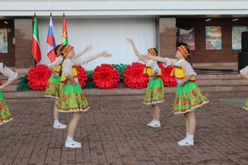 В Заинске отметили День России