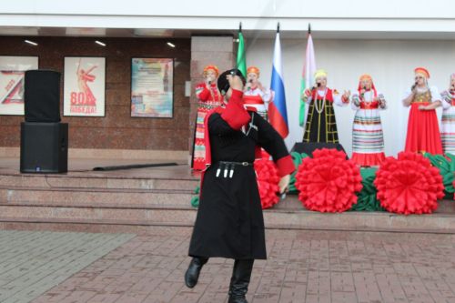 В Заинске отметили День России