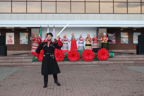 В Заинске отметили День России