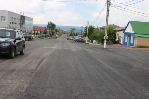 Иске Зәй бистәсенең Орджоникидзе  урамына яңа асфальт җәелде