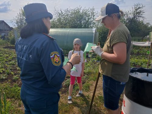 Профилактика пожаров в СНТ: как защитить дачу от огня