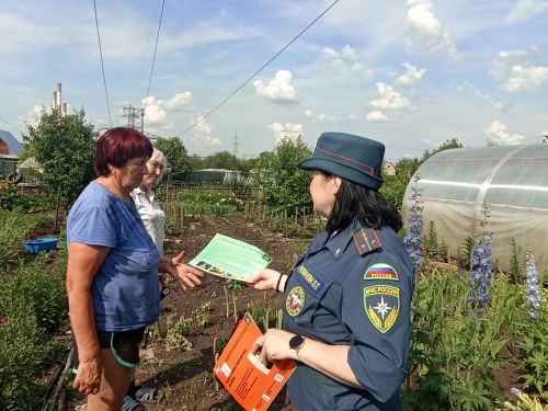 Профилактика пожаров в СНТ: как защитить дачу от огня