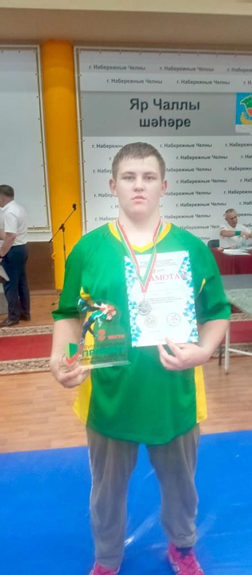 Заинский борец стал чемпионом международного турнира