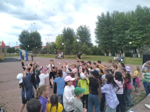 В Заинске состоялся традиционный праздник «Детский Сабантуй» для детей, посещающих пришкольный лагерь