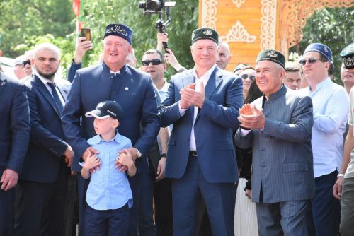 Заинское подворье на Сабантуе в Казани
