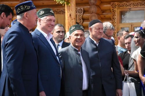 Заинское подворье на Сабантуе в Казани