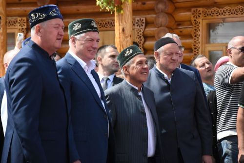 Заинское подворье на Сабантуе в Казани