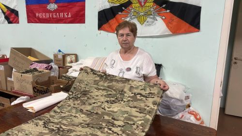 Волонтеры Заинска шьют камуфляжные шорты и белье для бойцов