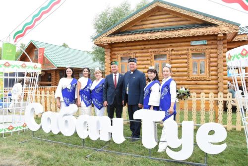 Заинское подворье на Сабантуе в Казани