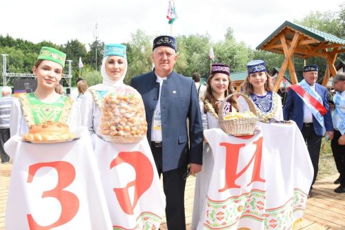 Заинское подворье на Сабантуе в Казани