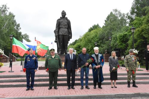 Заинцы почтили память героев Великой Отечественной войны