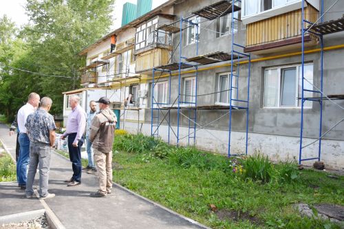 Разиф Каримов совершил объезд объектов капитального ремонта и строительства