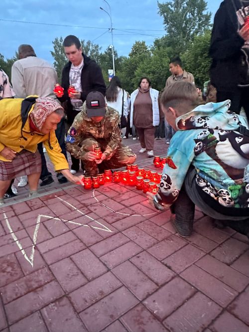 «Свеча памяти» в Заинске: жители почтили подвиг героев войны