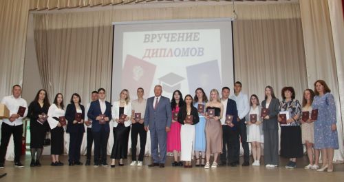 Зәй политехник көллиятендә 141 яшь кеше дипломлы булды