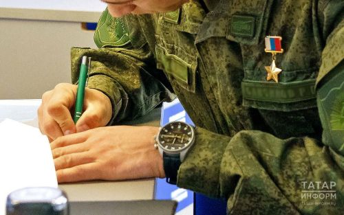 Более 8 тысяч человек заключили контракт с Минобороны в Татарстане с начала года