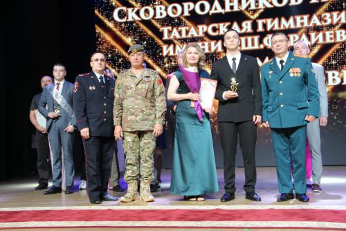 Яркие кадры с Выпускного в Заинске