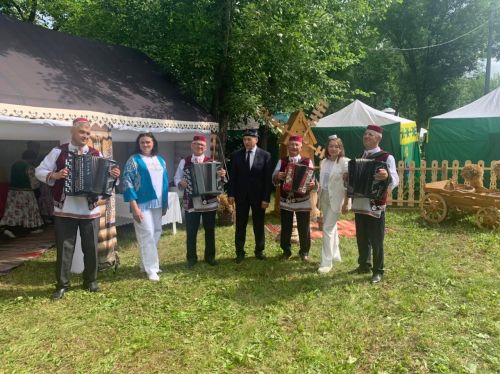 Зәйлеләр республиканы Магнитогорск шәһәрендә узучы Сабантуйда лаеклы тәкъдим итә