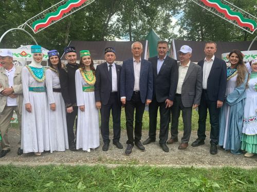 Зәйлеләр республиканы Магнитогорск шәһәрендә узучы Сабантуйда лаеклы тәкъдим итә