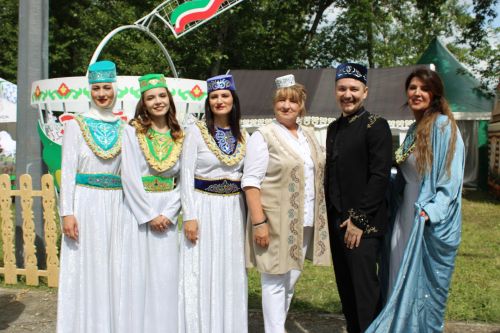 Сабантуй төбәкләрне берләштерә