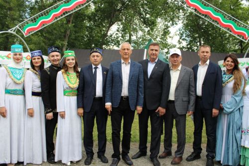 Сабантуй төбәкләрне берләштерә
