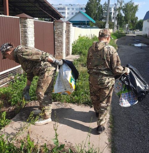 Горзеленхоз в Заинске заботится о чистоте и порядке в городе