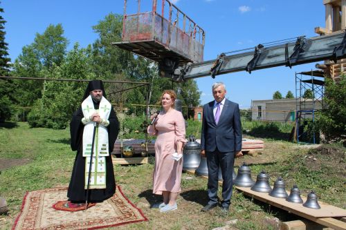 Югары Баграж чиркәвенә кач куелды һәм чаңнар изгеләндерелде
