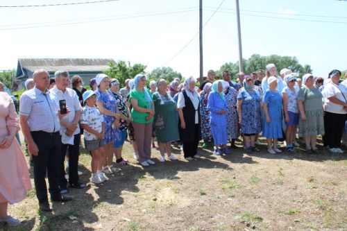 Югары Баграж чиркәвенә кач куелды һәм чаңнар изгеләндерелде