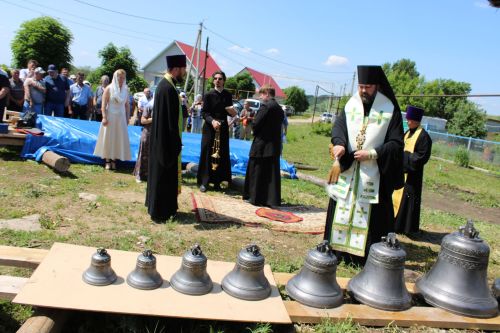 Югары Баграж чиркәвенә кач куелды һәм чаңнар изгеләндерелде