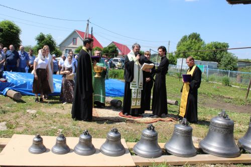 Югары Баграж чиркәвенә кач куелды һәм чаңнар изгеләндерелде