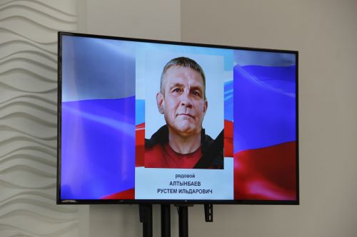 Зәйдә ил иминлеген саклап һәлак булганнарга дәүләт бүләкләре тапшырылды