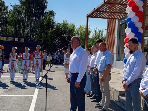 Зәйдә автостанция һәм туклану урыны ачылды