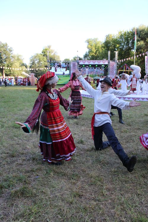 Самые яркие события праздника Питрау 2025 в Заинском районе