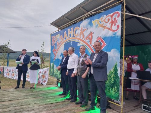 Казанская в Светлом Озере: хороводы у костра, игры и вековые традиции